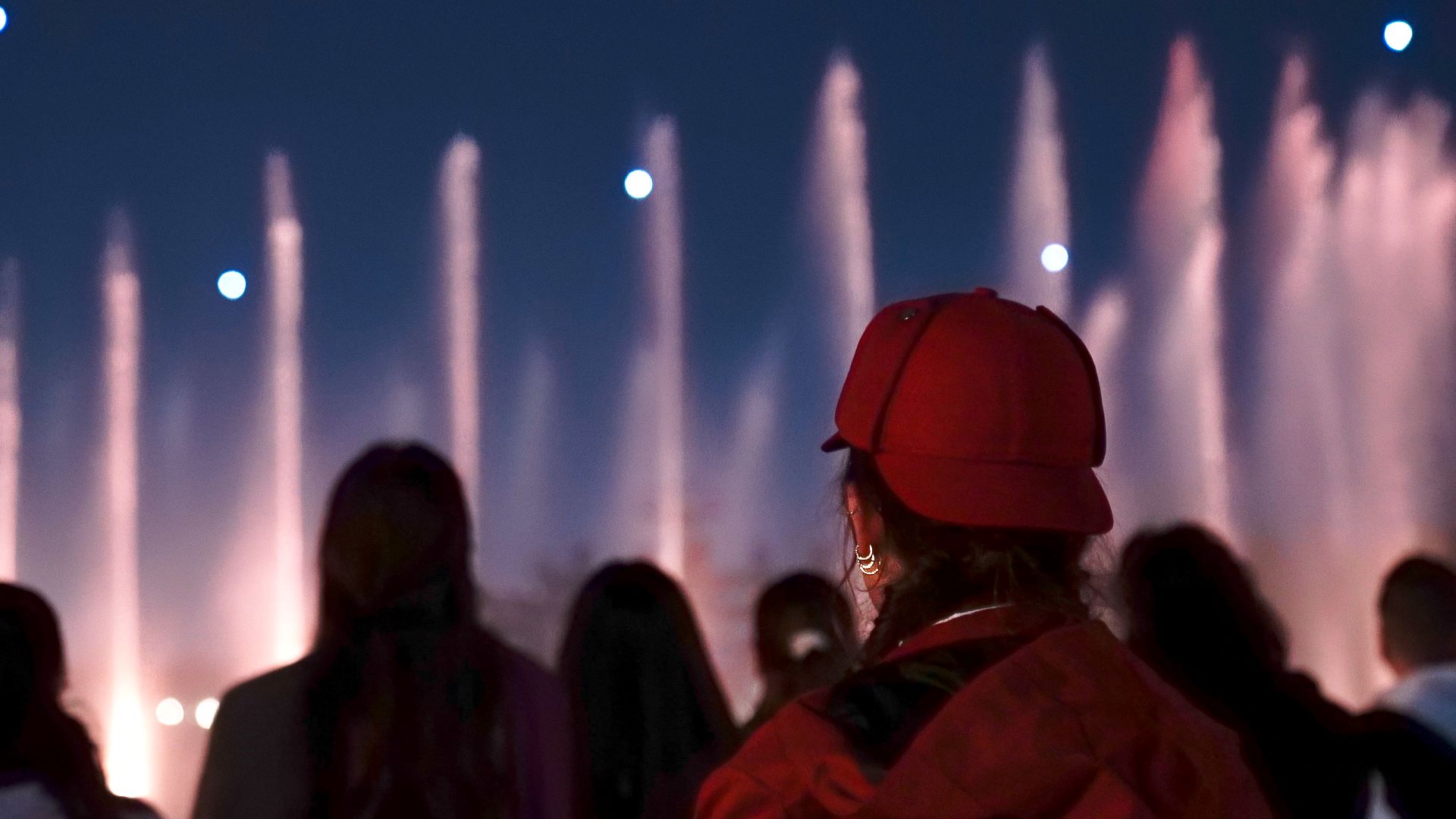 Disney Cascade of Lights - Dorine