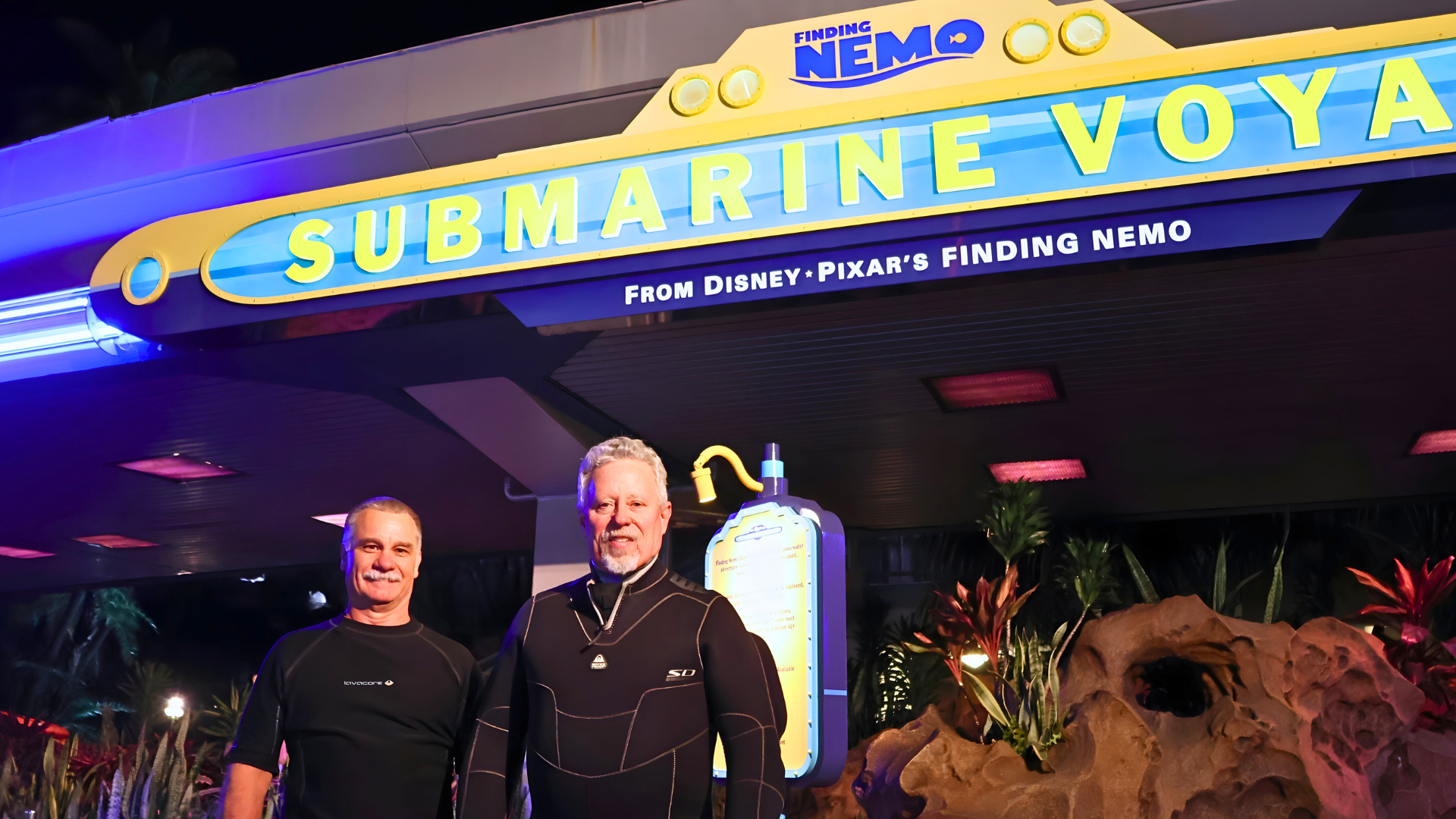 Disneyland Divers Finding Nemo Submarine Voyage