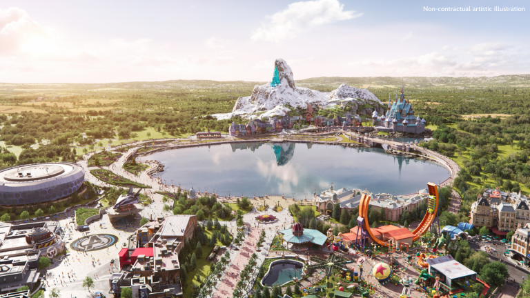 Ultimate Guide to Disney Adventure World at Disneyland Paris