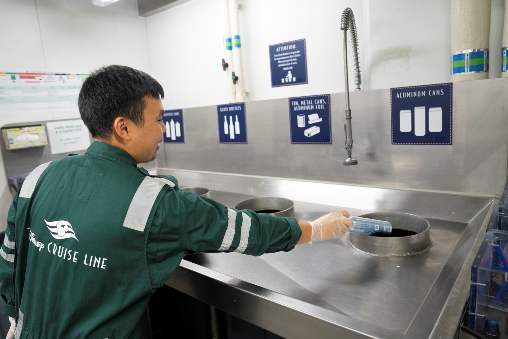 Recycling Room - Can Sorting