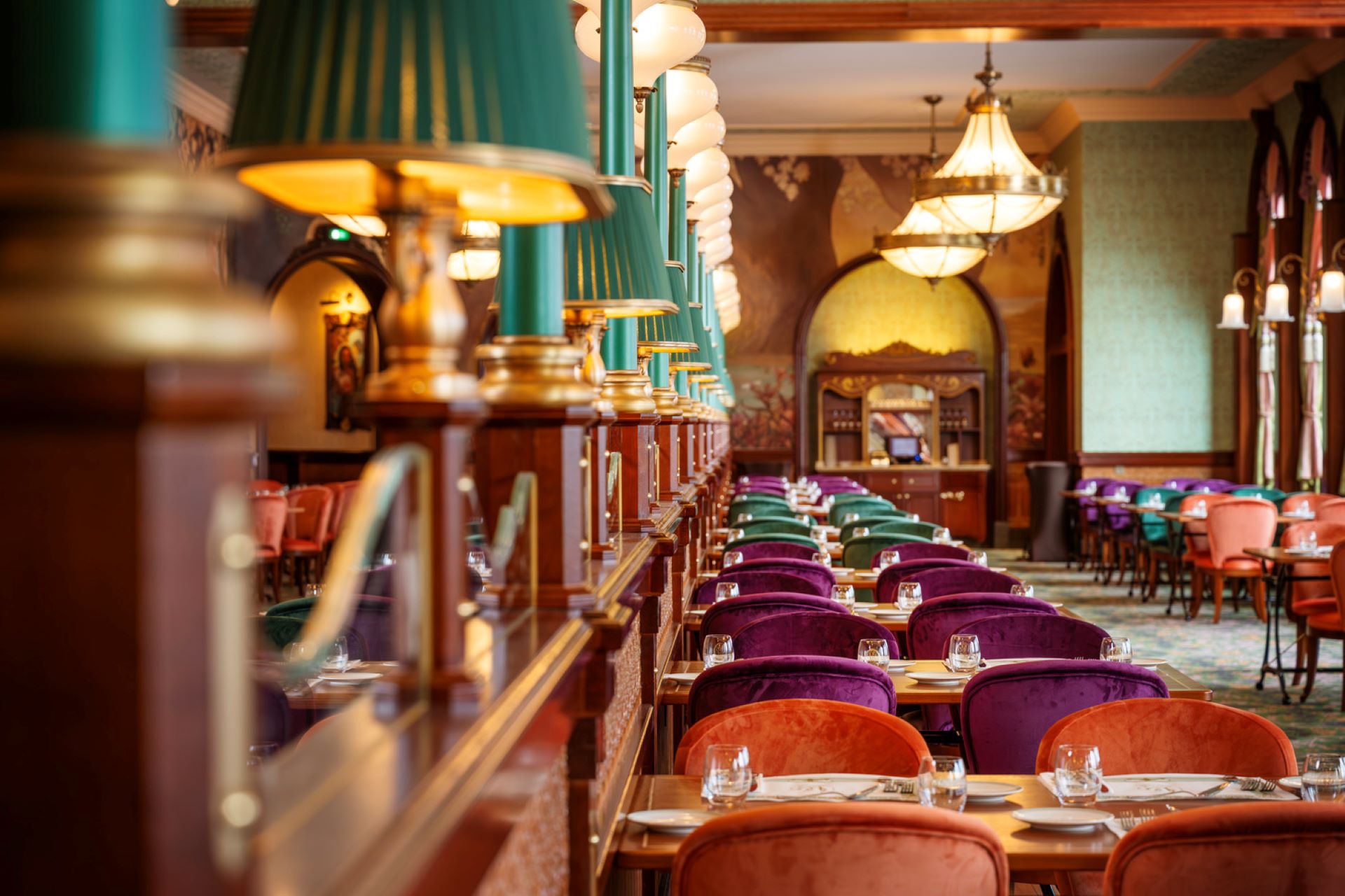 Regal View Restaurant and Lounge Interior