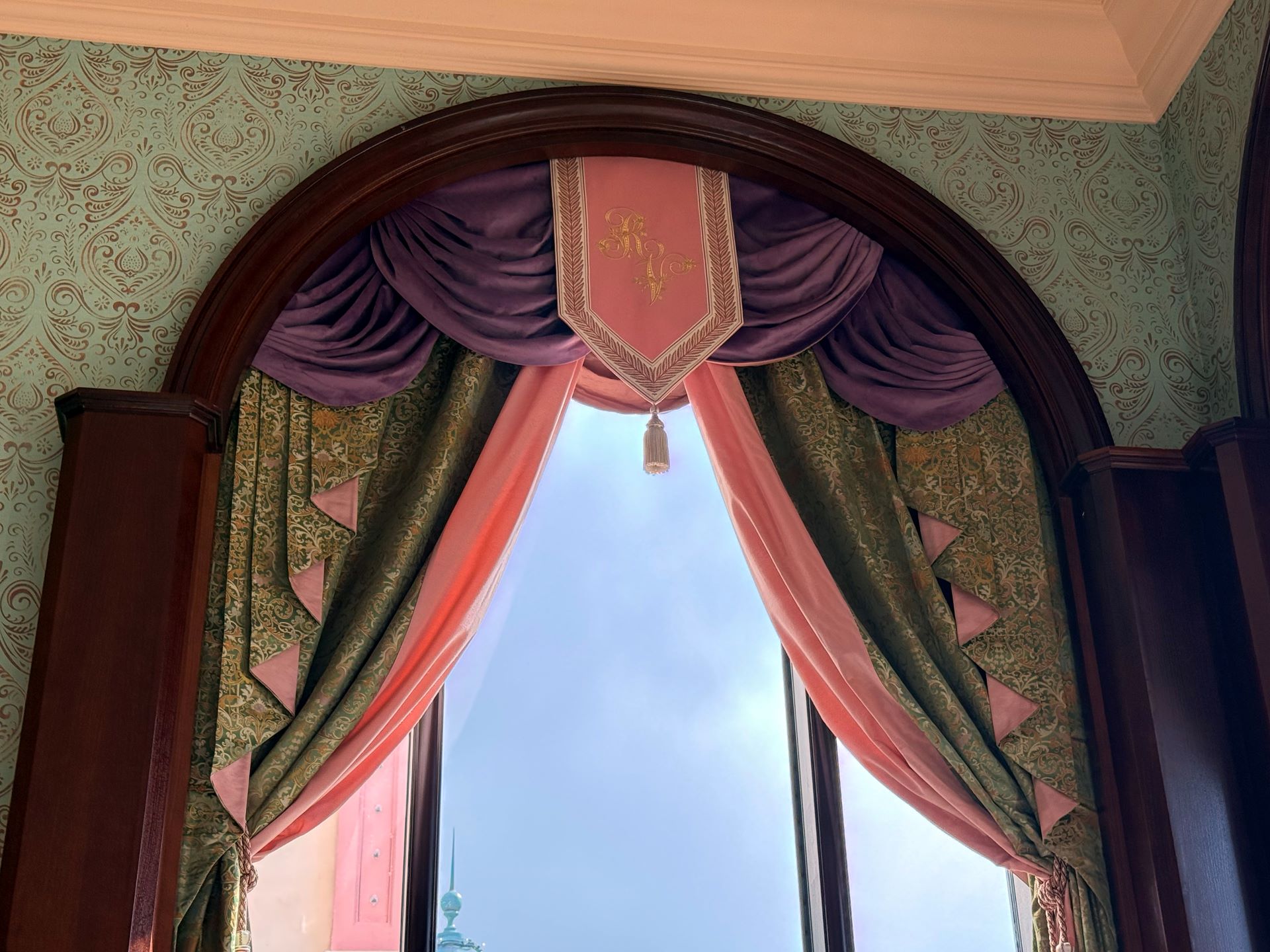 Restaurant Interior 6