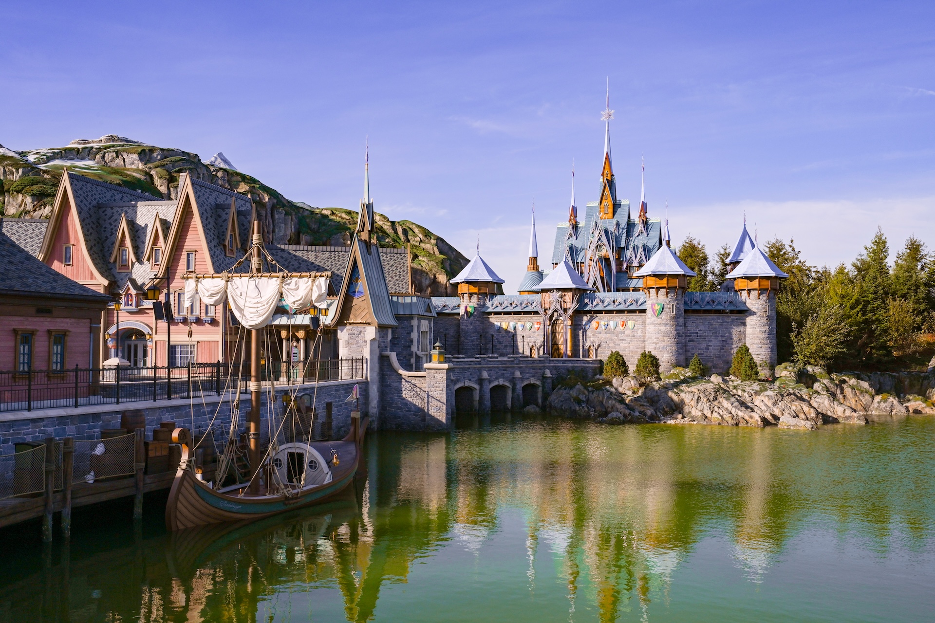 World of Frozen at Disneyland Paris