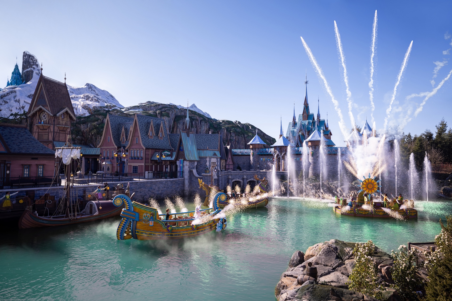 Directors Guide to World of Frozen at Disneyland Paris - Disney Parks Blog