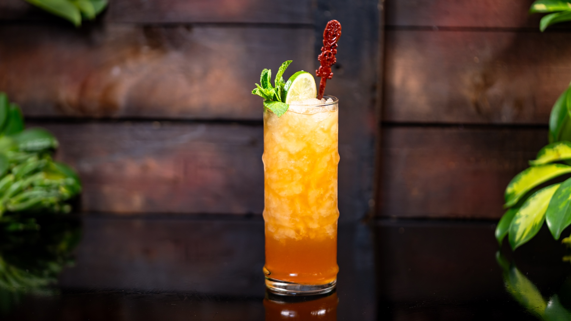 Trader Sam's Enchanted Tiki Bar Disneyland Hotel Jet Pilot