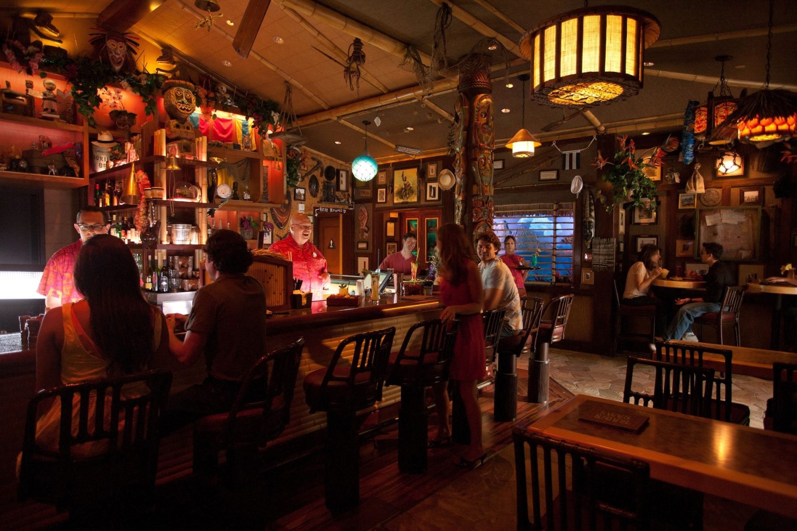 Trader Sam's Enchanted Tiki Bar Disneyland Hotel Interior Bar