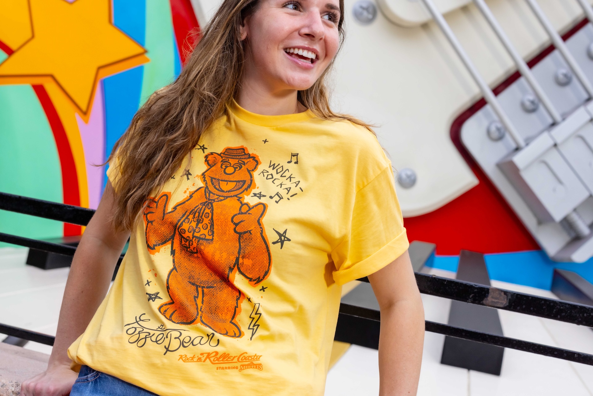 Rock &lsquo;n&rsquo; Roller Coaster Starring The Muppets Merchandise T-Shirt