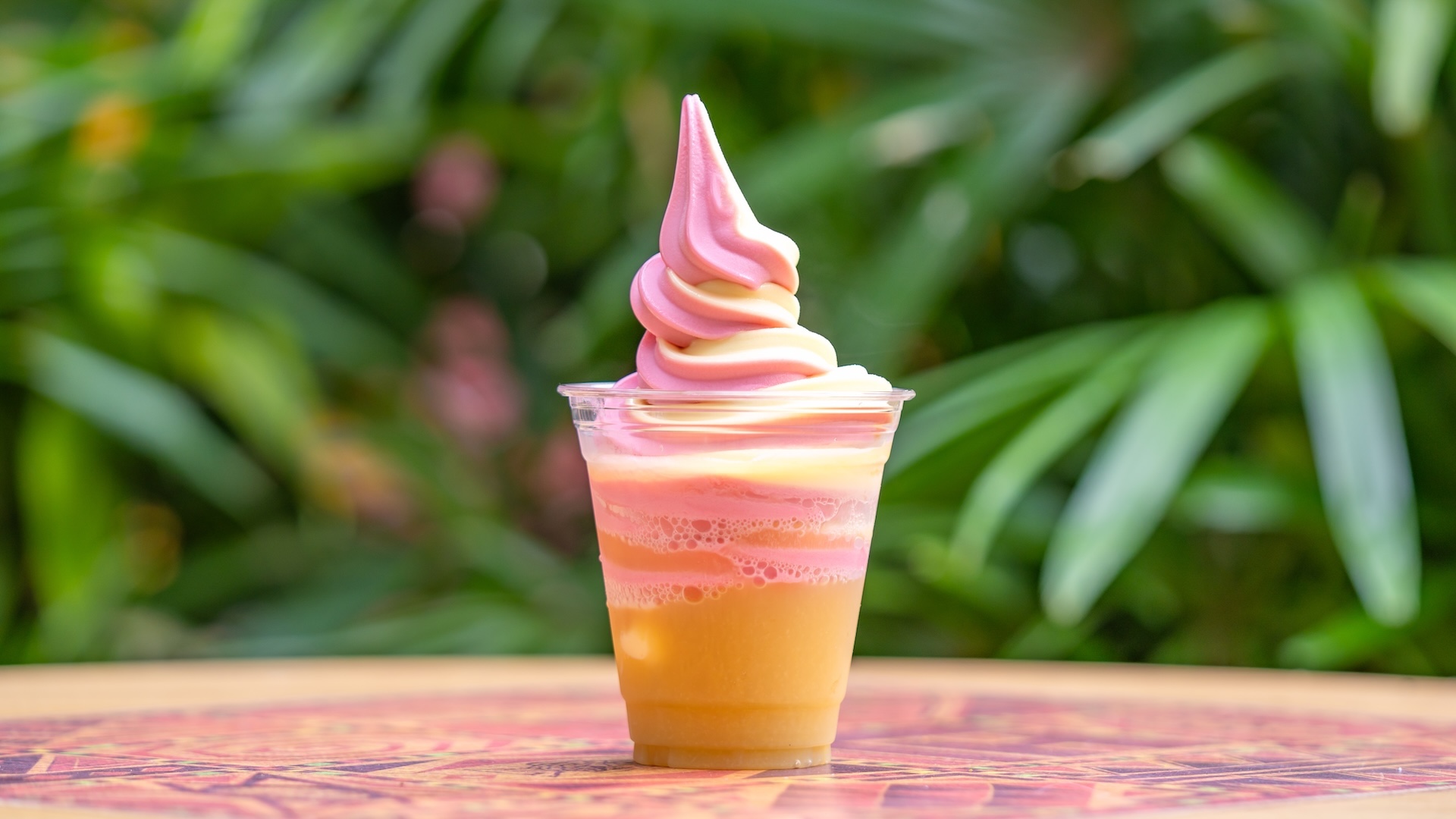 Disneyland Summer Cold Treats Dole Whip Float