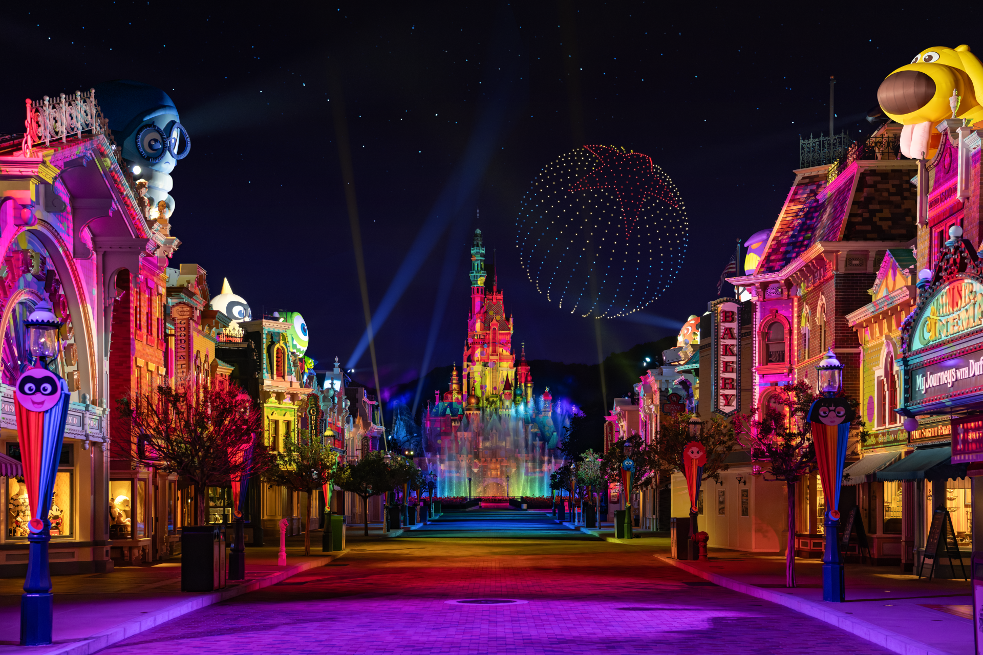 Hong Kong Disneyland Momentous