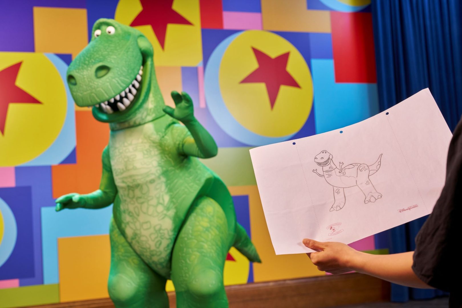 Rex Hong Kong Disneyland