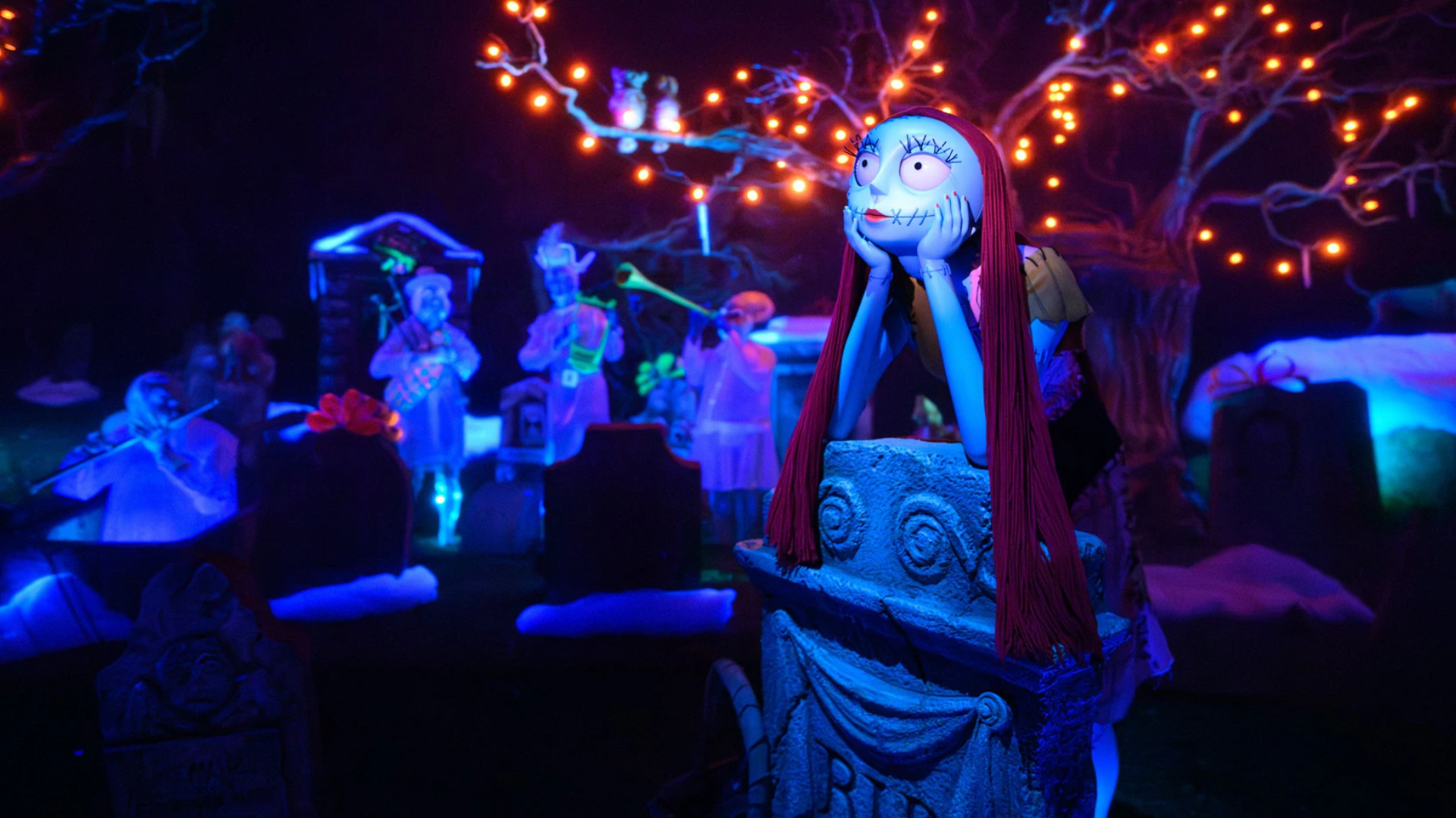 Sally at Haunted Mansion Holiday
