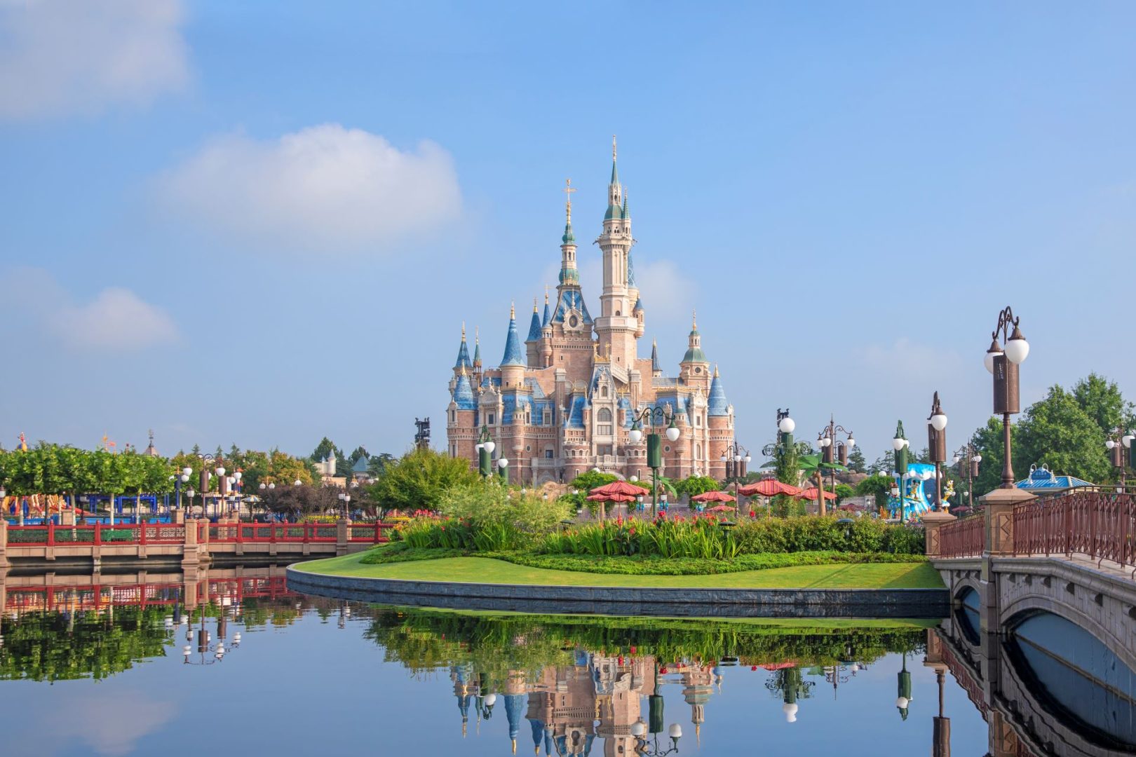 Shanghai Disney Resort - Castle
