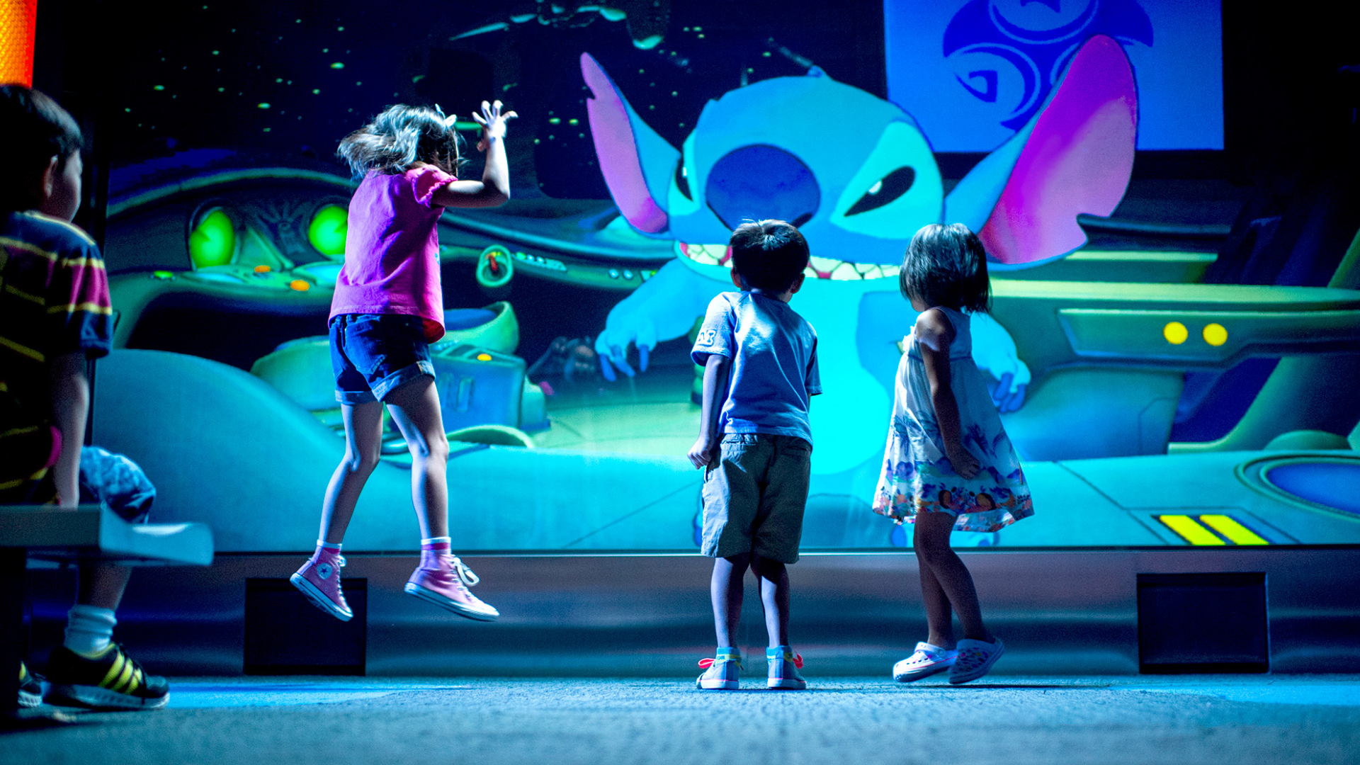 Shanghai Stitch Live