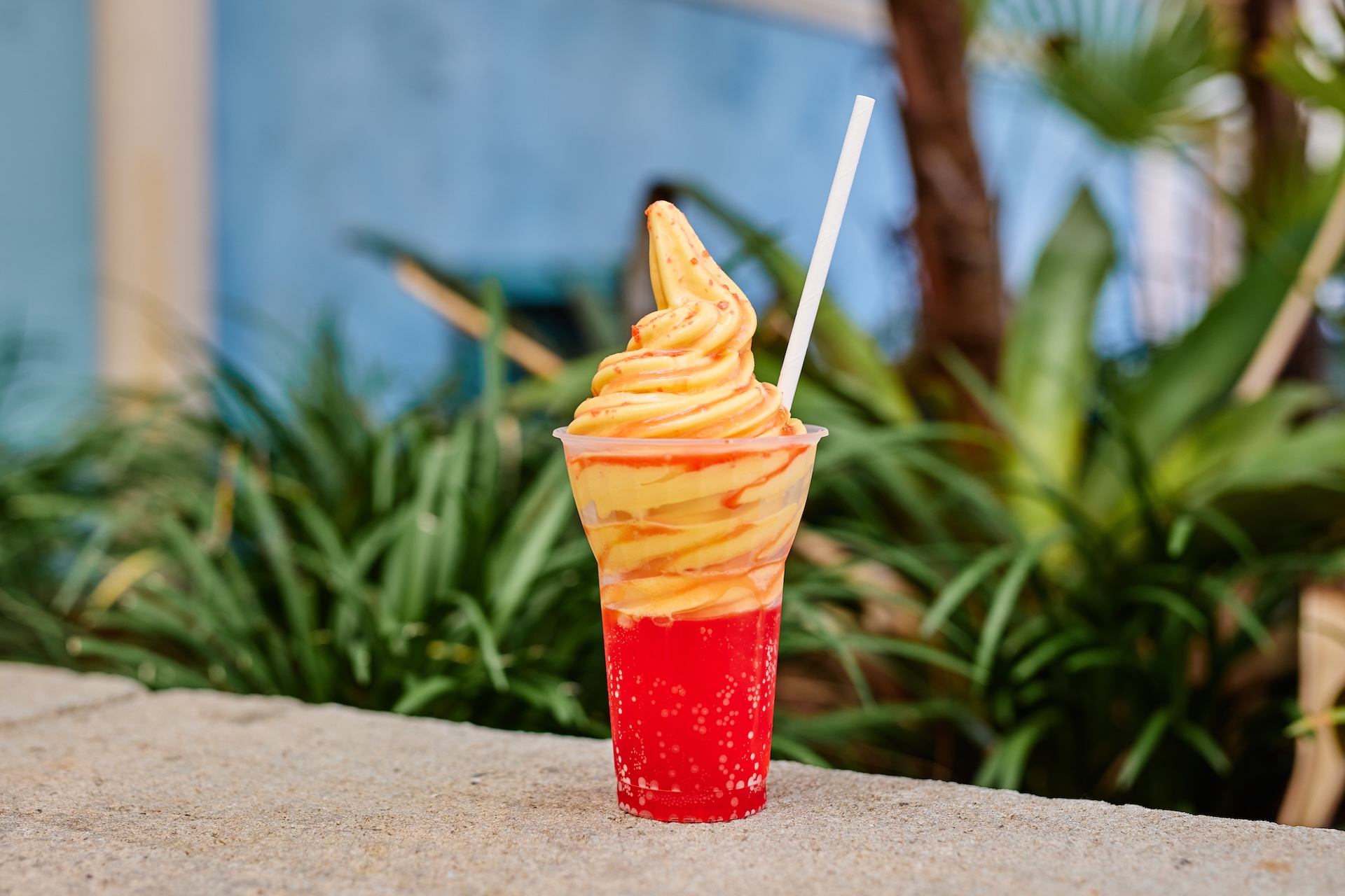 DOLE Whip at Disney World - I Lava You Float