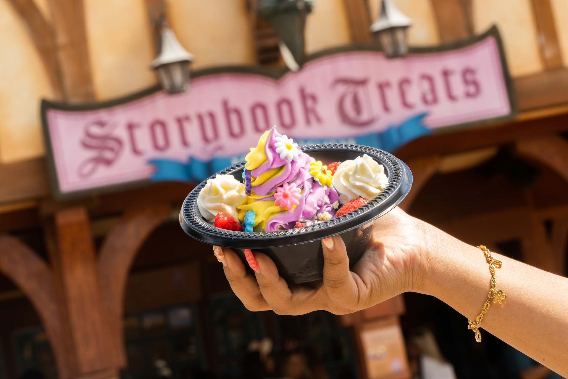 DOLE Whip at Disney World - Rapunzel Sundae
