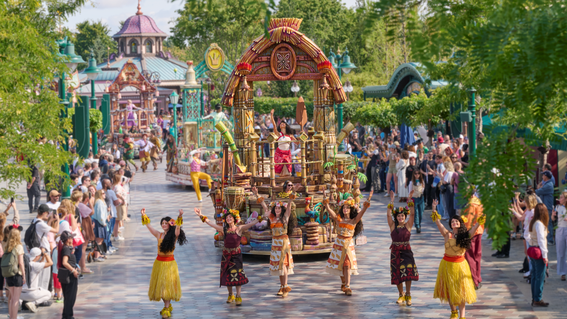 Disney Princess Cavalcade - Disneyland Paris
