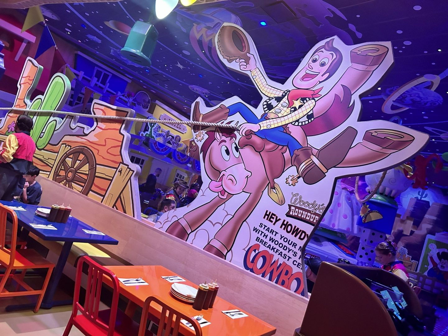 Interior Roundup Rodeo BBQ Disney World
