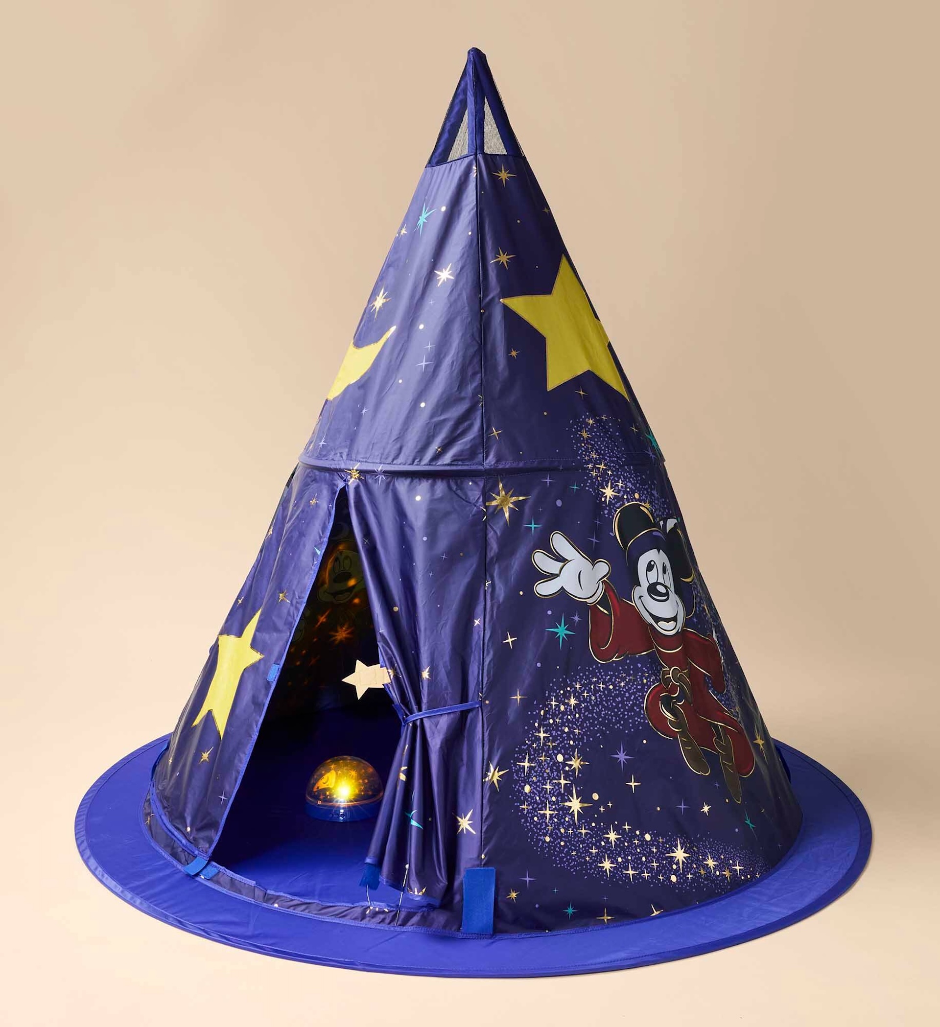 Disney and Macy&rsquo;s Holiday Collection Sorcerer Mickey Play Tent
