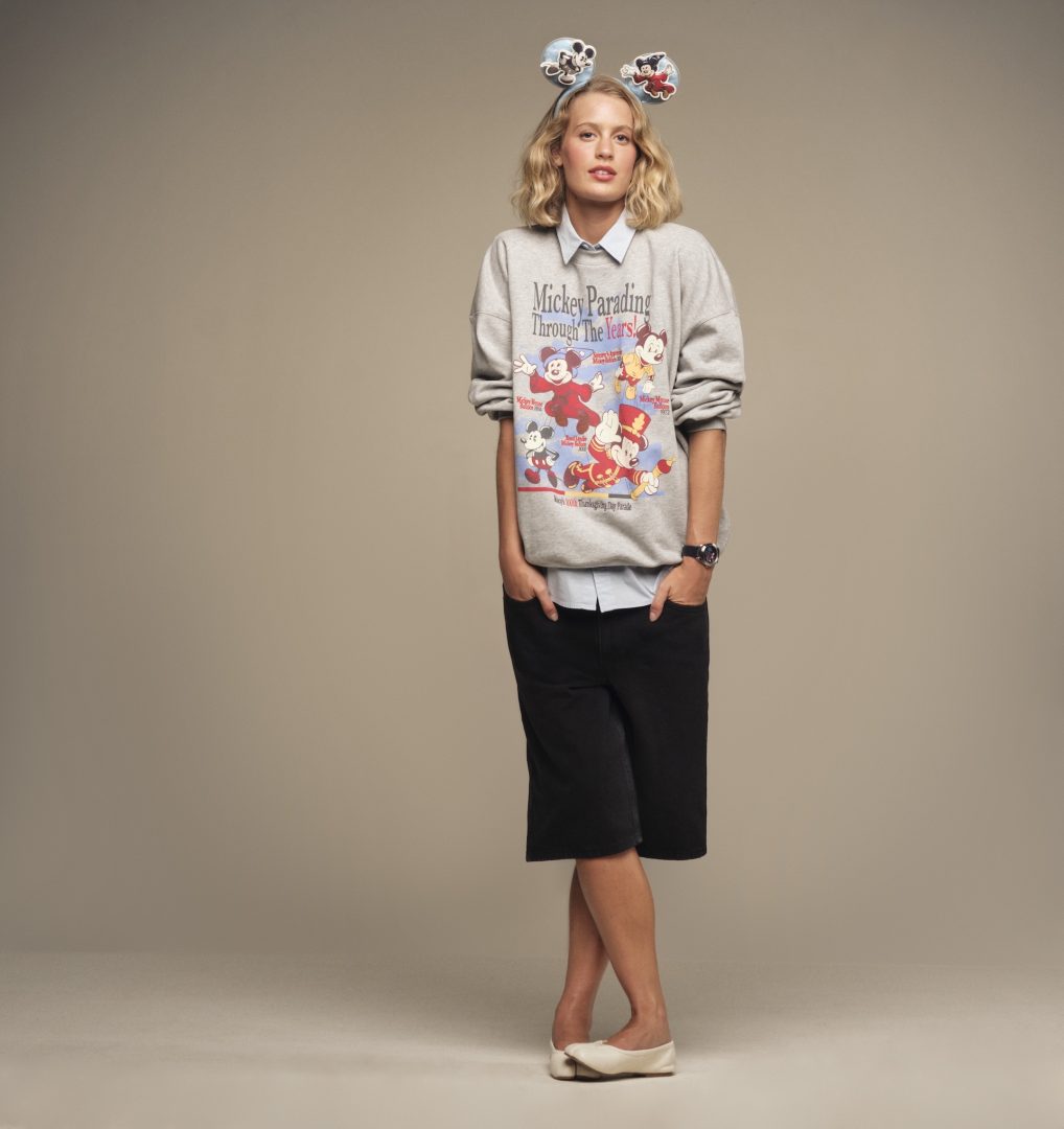 Disney and Macy’s Holiday Collection Sorcerer Mickey Sweatshirt