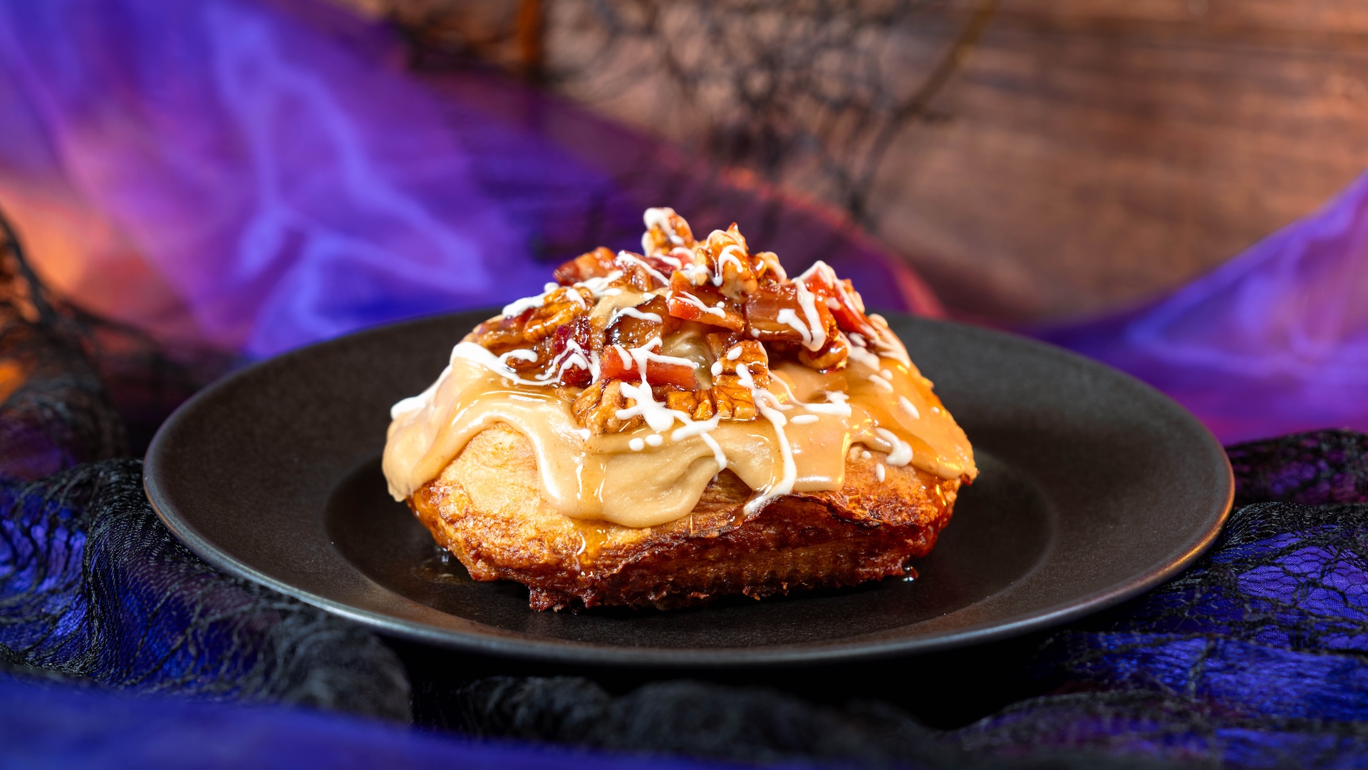 Maple-Bacon Cinnamon Roll