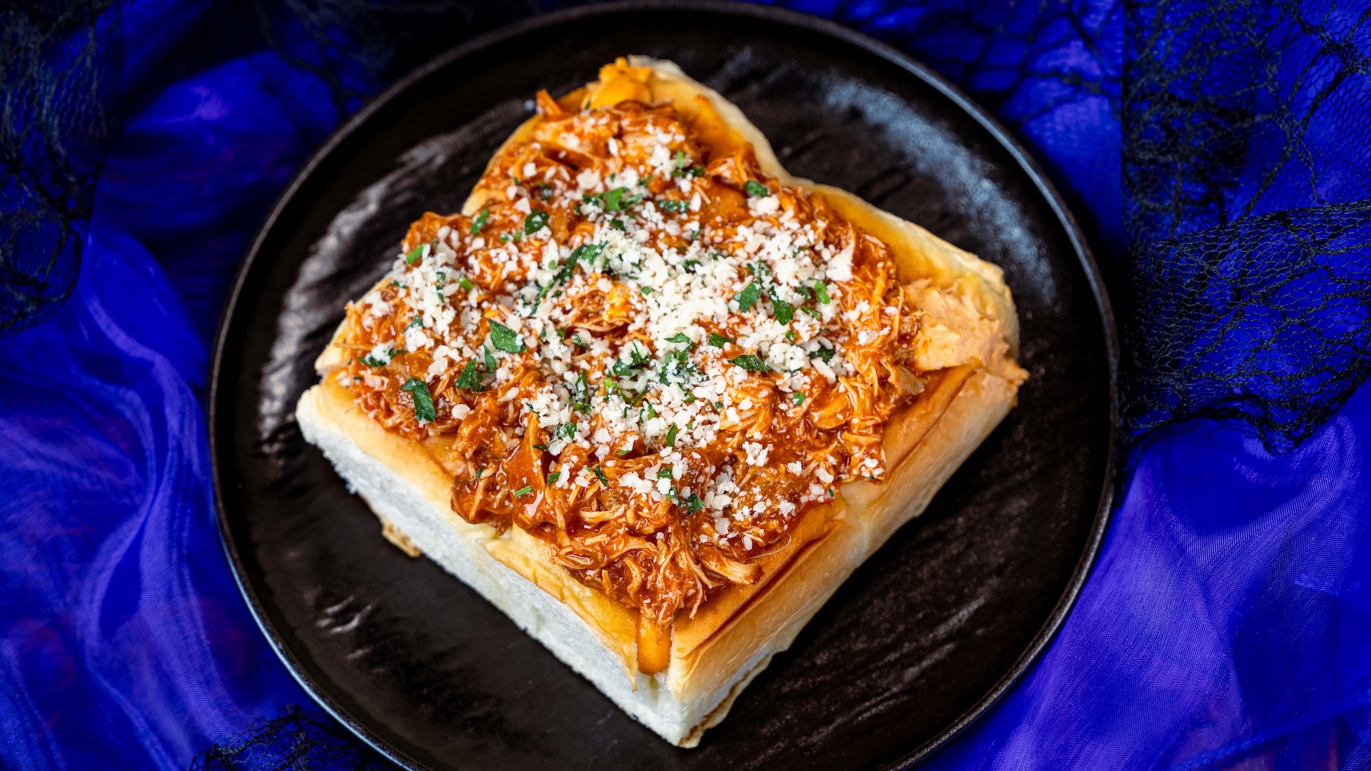 Buffalo Chicken Ranch Pull-apart Bread