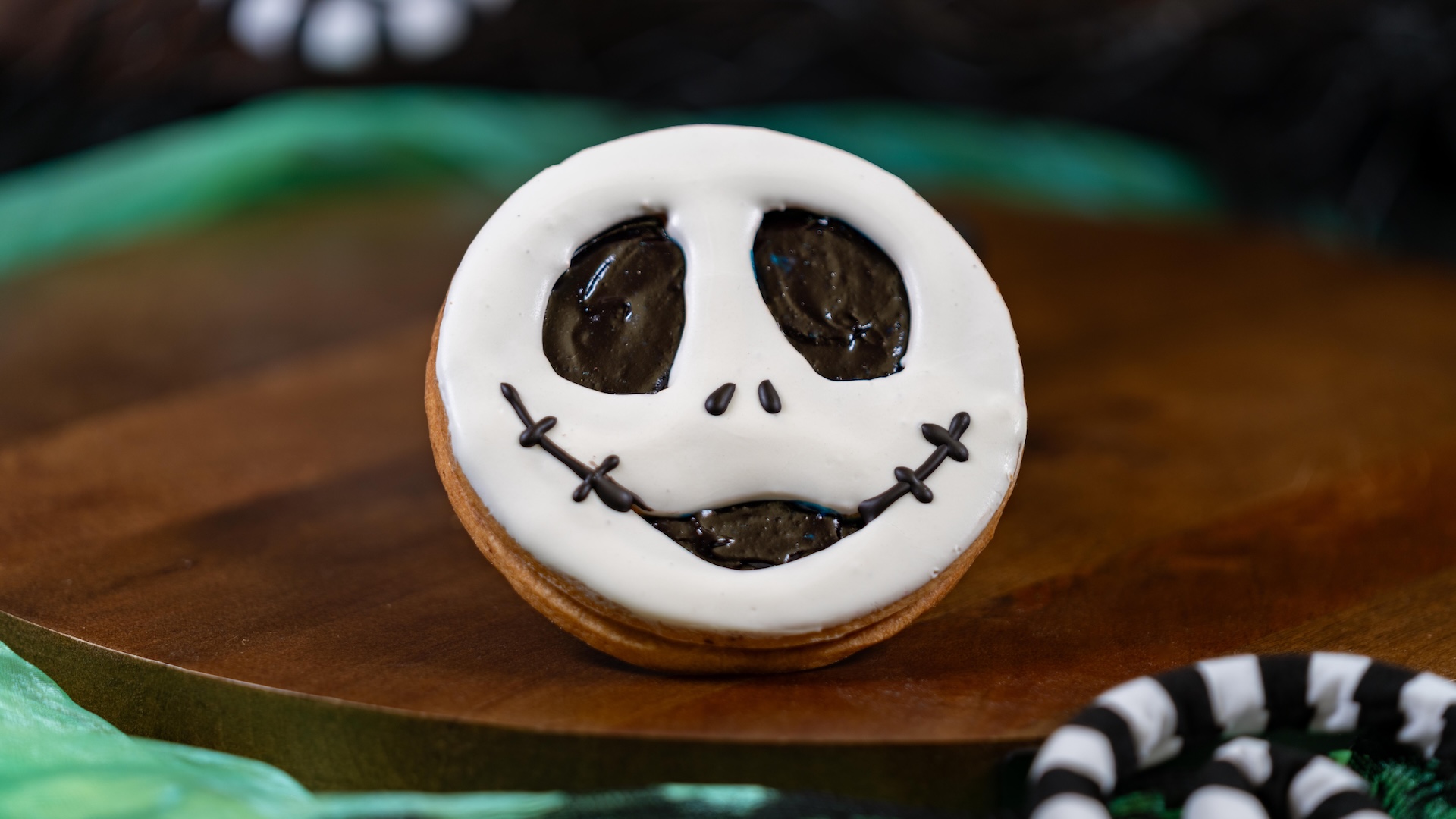Jack Skellington Linzer Cookie