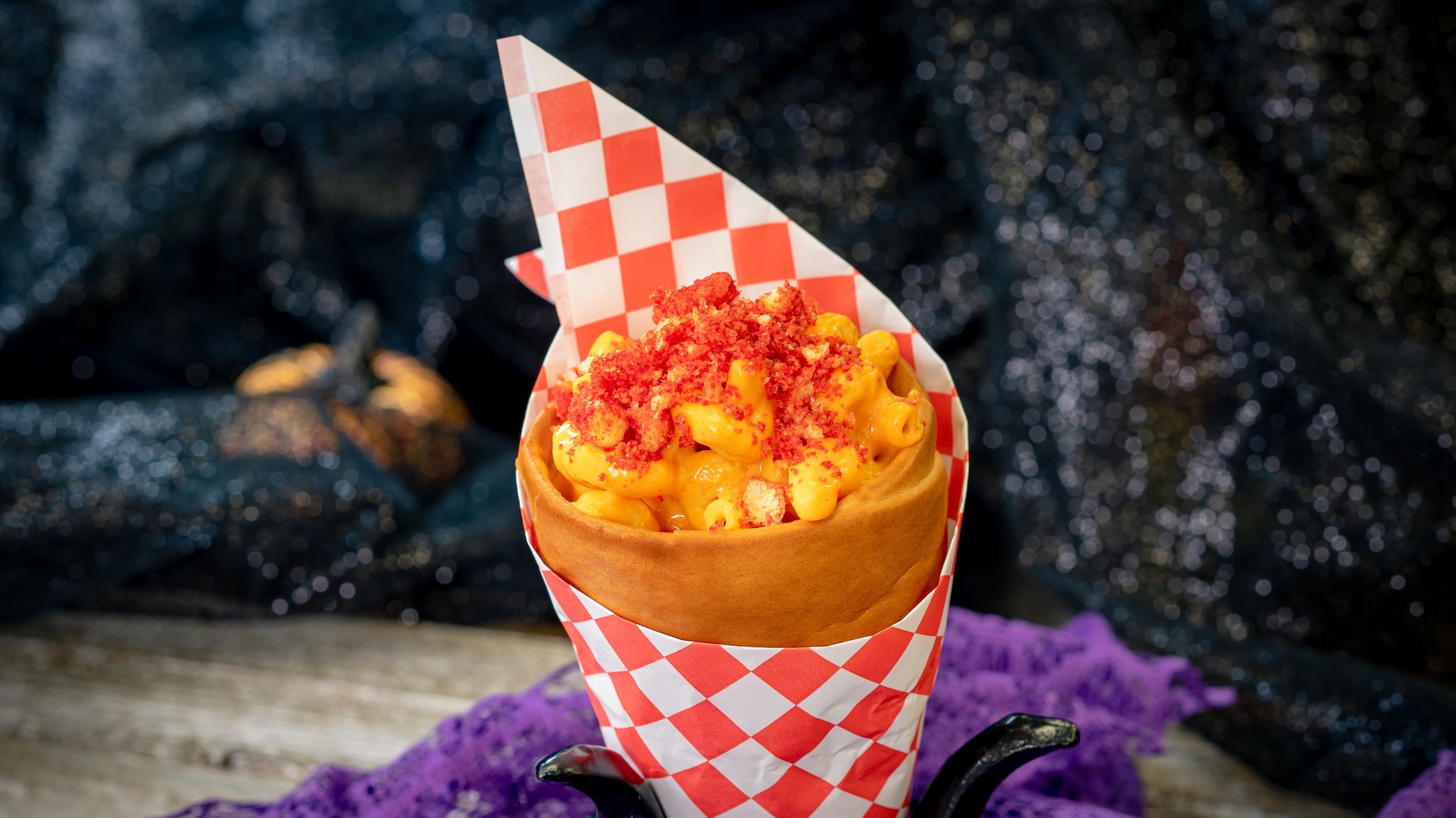Slow Burnin’ Mac & Cheese Cone