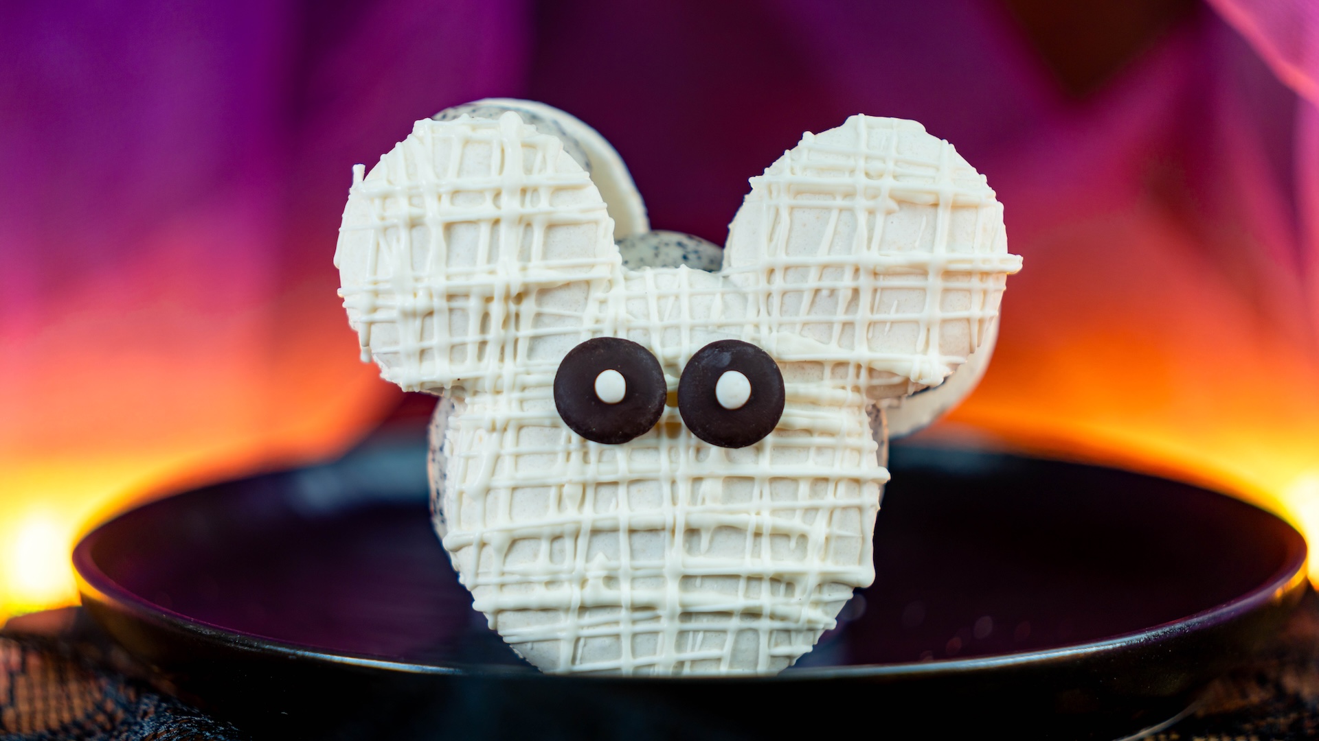 Mickey Mummy Macaron