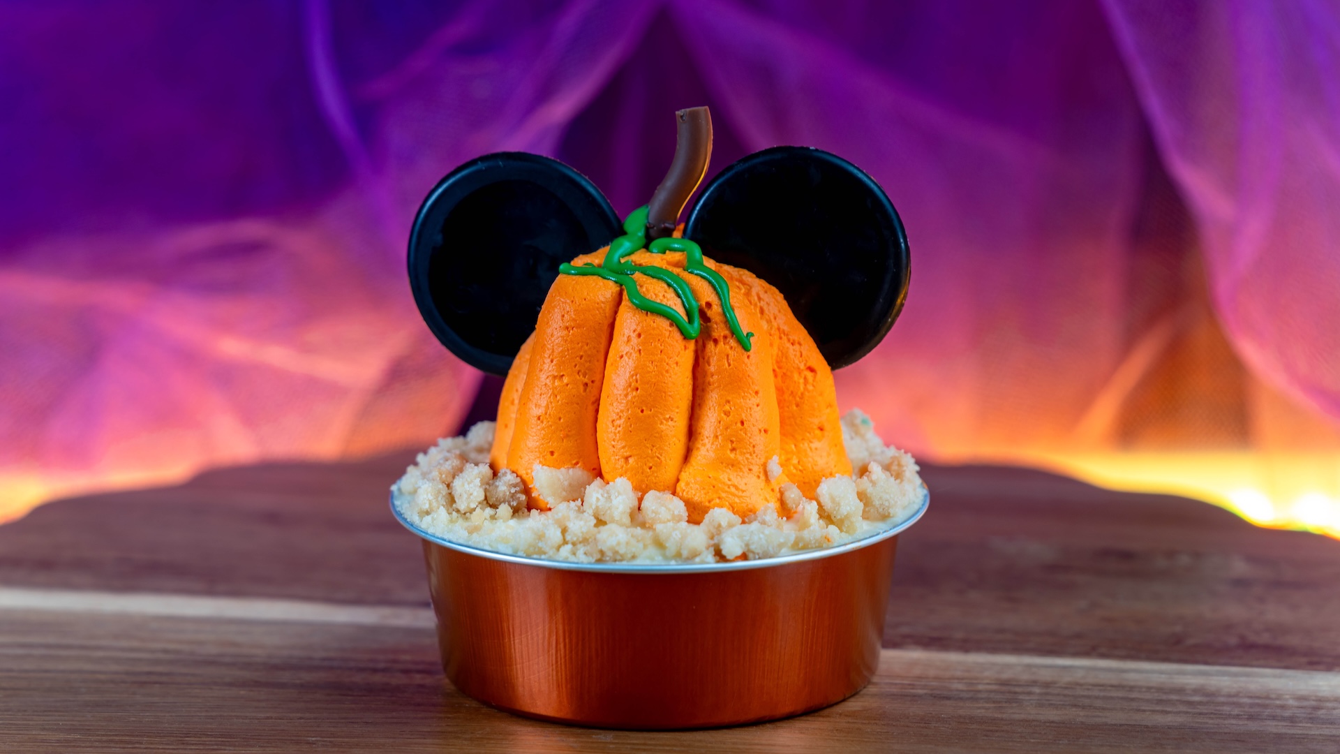 Mickey Pumpkin Cupcake