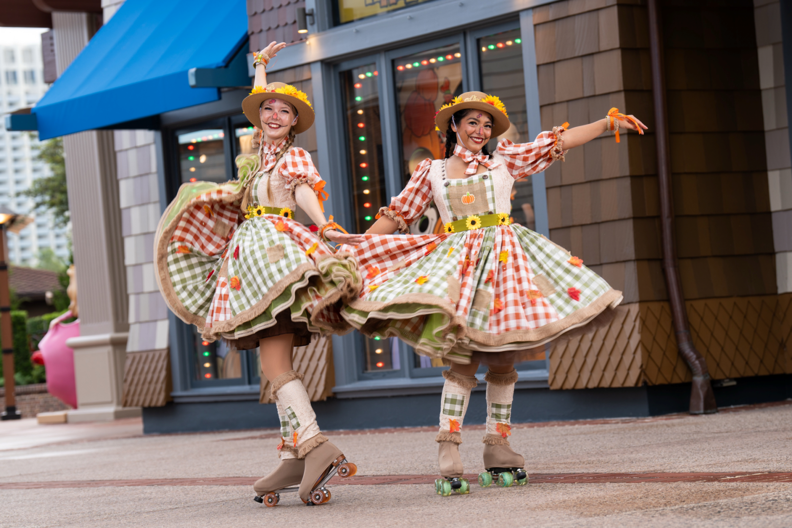 Disney Springs Fall Rollerskaters