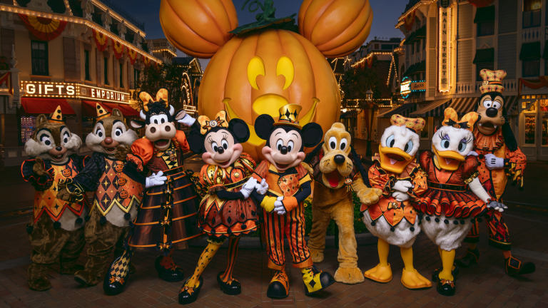 Disneyland-Halloween-Characters-2026
