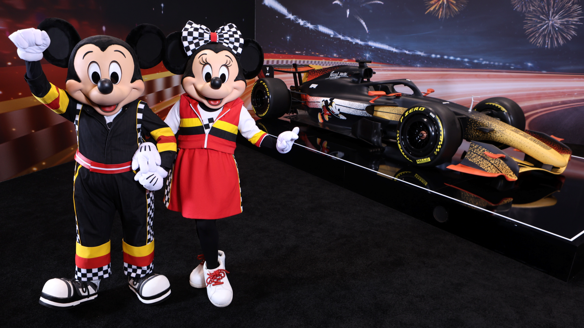 Formula 1 Cars Mickey Mouse and Minnie Mouse
