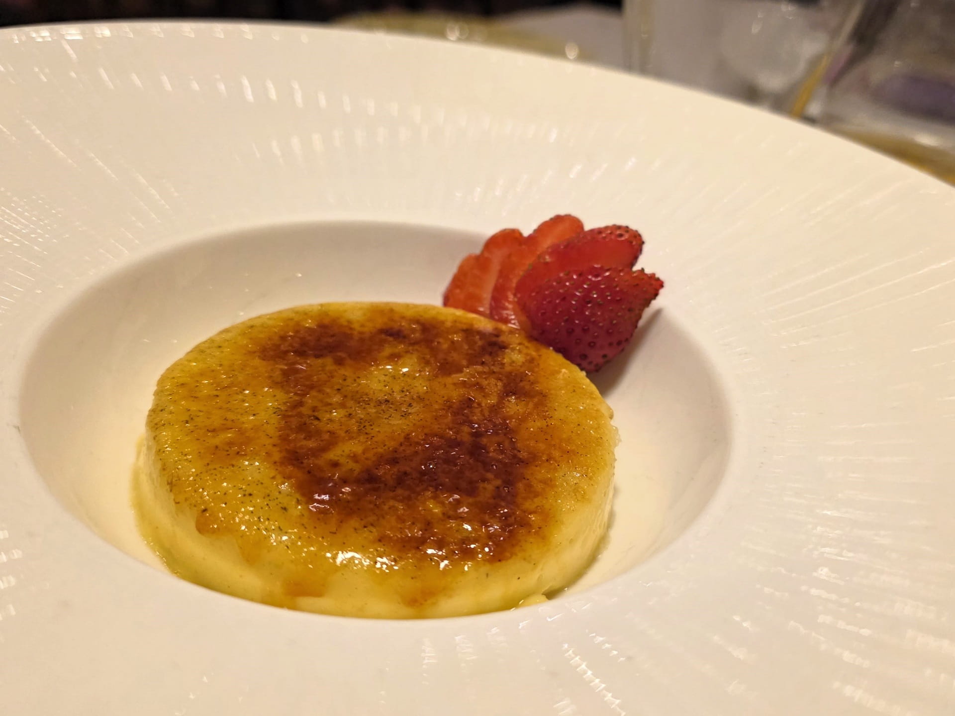 Vanilla Bean Creme Brulee California Grill
