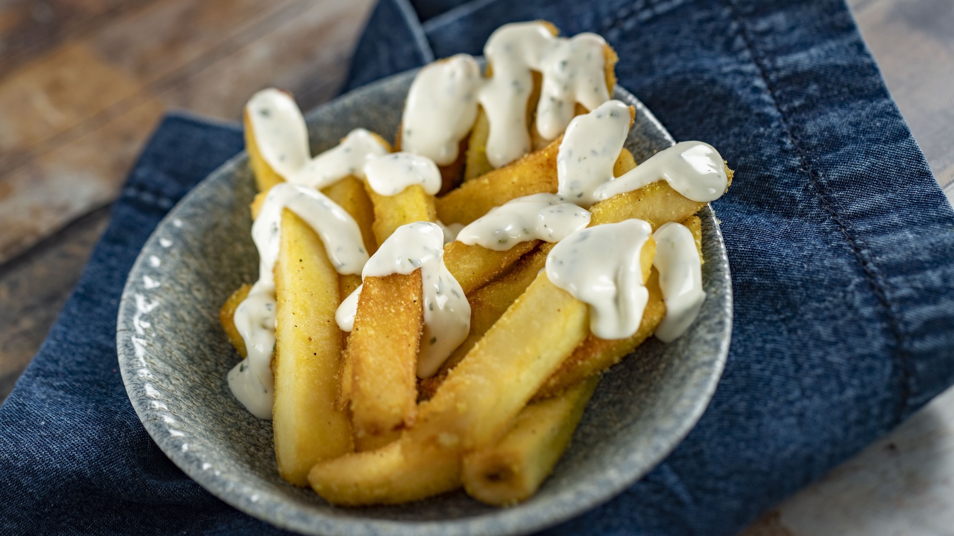 Adobo Yuca Fries with plant-based garlic-cilantro a&iuml;oli (Plant-based) 