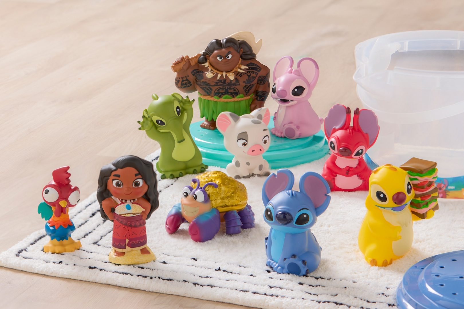 Disney Store Bath Toys Set 