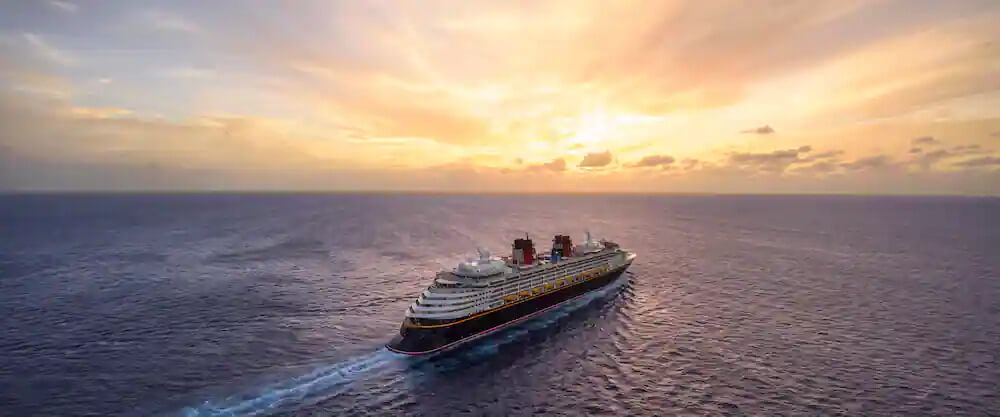 disney wonder day at sea