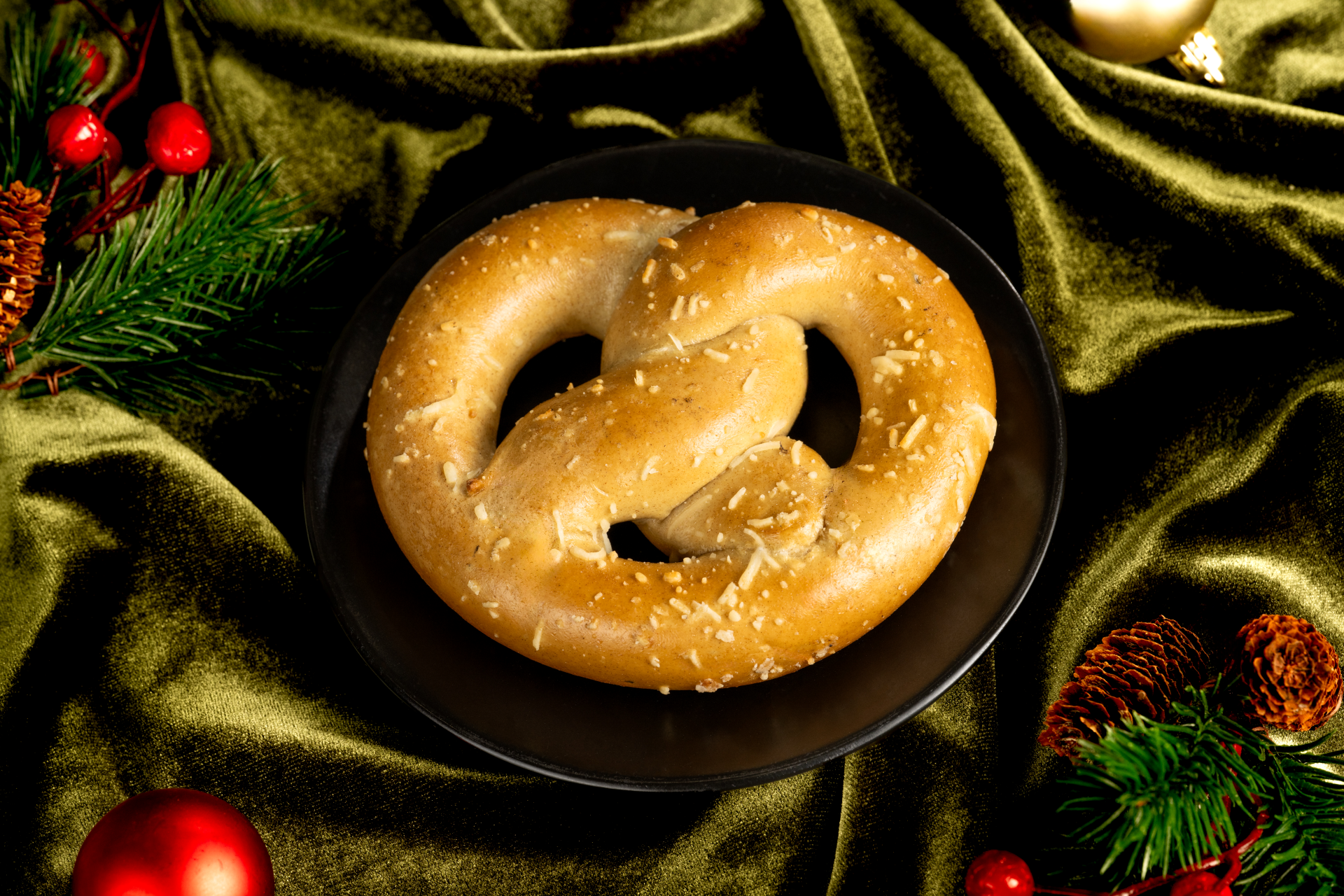 Jalapeno Cheddar Pretzel