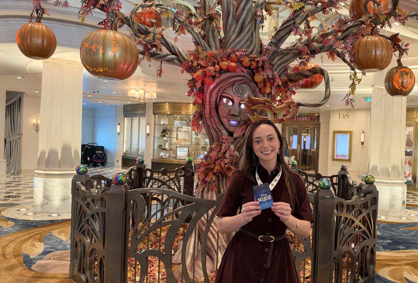 Laura starts day two for Disney Believe Scavenger Hunt