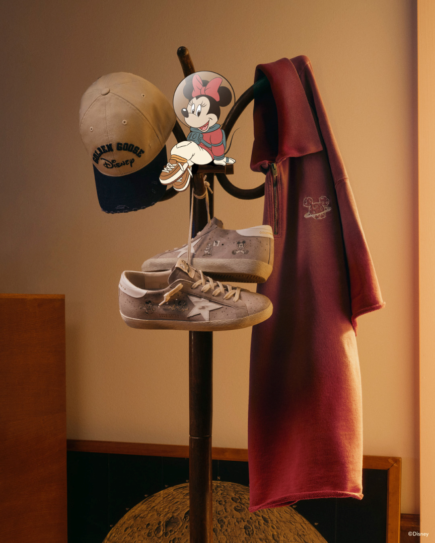 Mickey-and-Friends-Golden-Goose-Hat-Shoes-and-Shirt.
