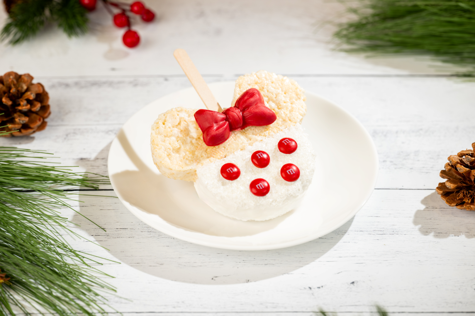 Minnie Mouse Holiday Krispie