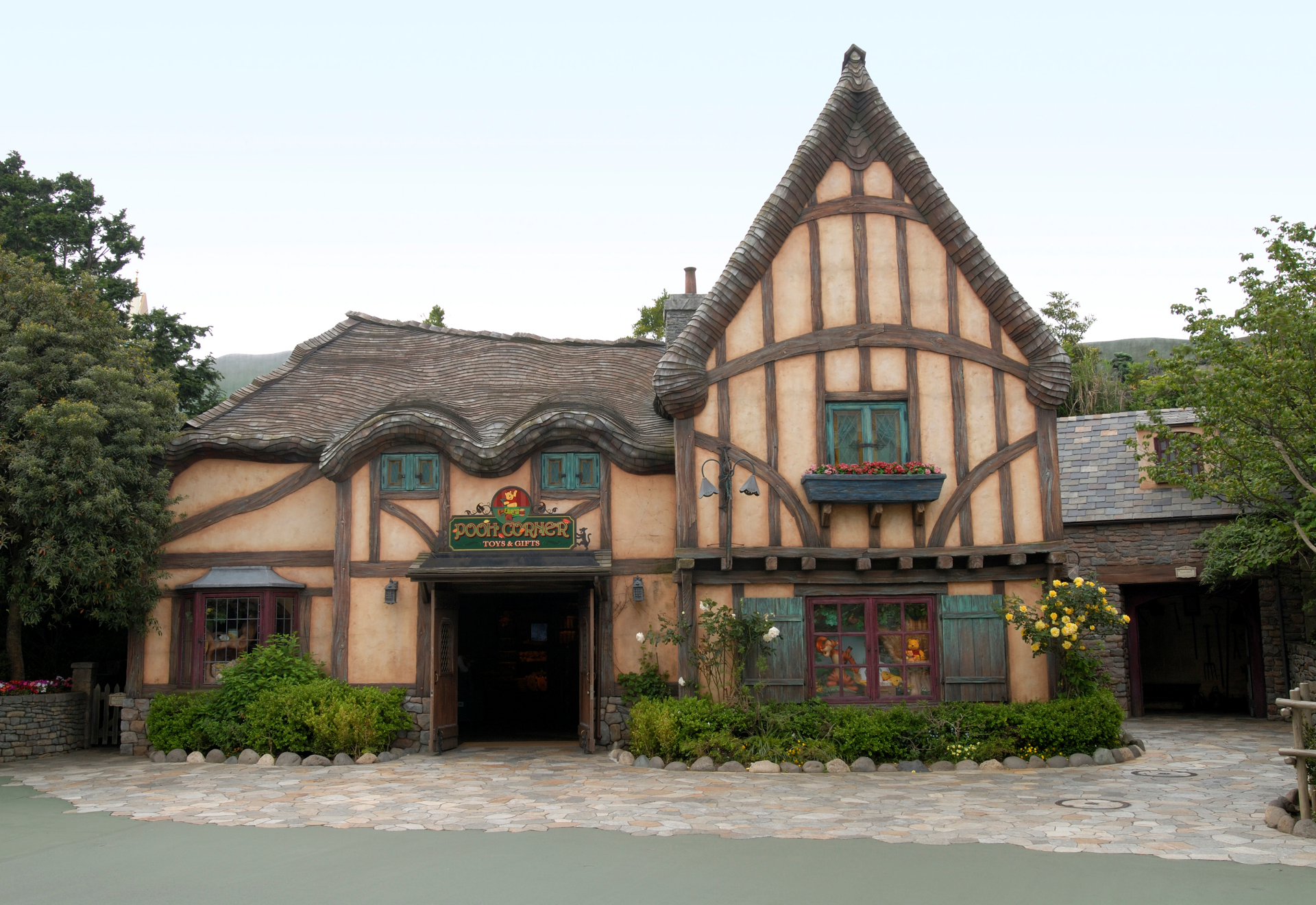 Pooh Corner Toys and Gifts